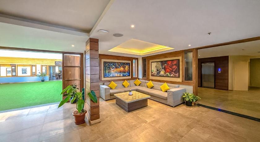 Yashshree Sanderling Mall Road Hotel in Darjeeling