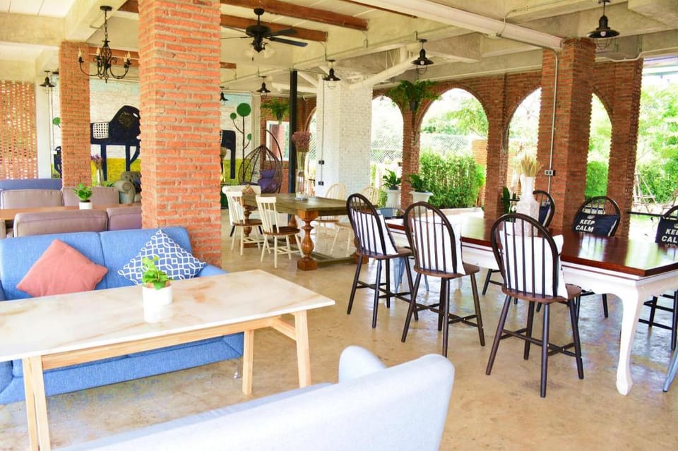 Home Ayutthaya Bed and Breakfast in Laos