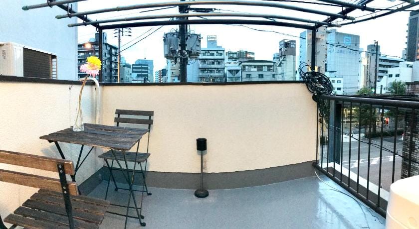 Namba Tsutenkaku high class villa Vacation rental in Osaka