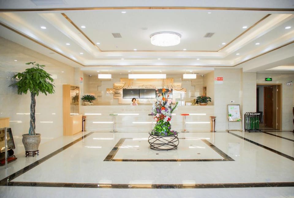 GreenTree Inn Suzhou Mudu Lingyan Mountain Ganglong City Hotel Hotel in Suzhou