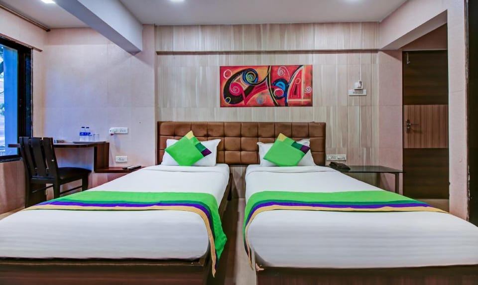 Treebo Lake Bloom Powai Hotel in Mumbai