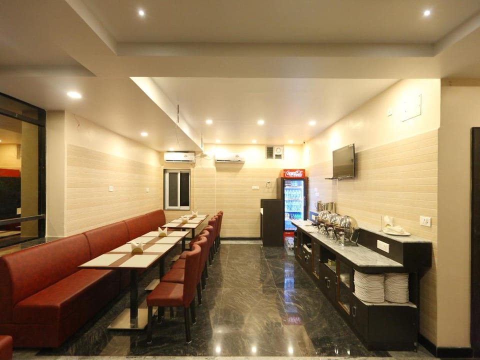 Hotel Ramcharan Residency Hotel in Tirupati