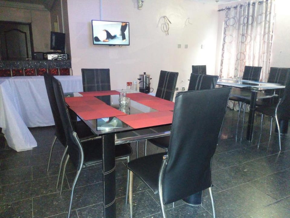 D'Luxx Villa and Suites Hotel in Lagos