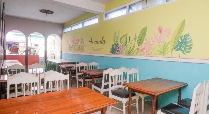 RedDoorz @ Mantrijeron 2 Bed and Breakfast in Yogyakarta
