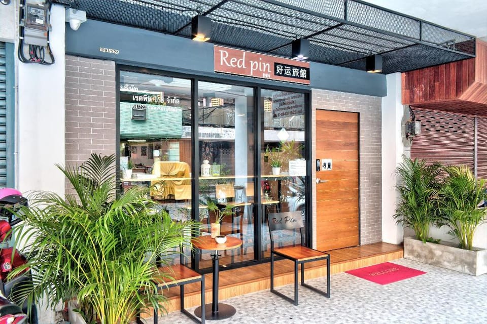 Red Pin Inn Apartment in Bangkok