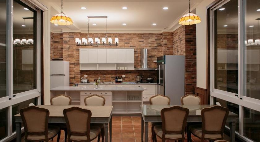 Southern France Bed and Breakfast in Hengchun Township