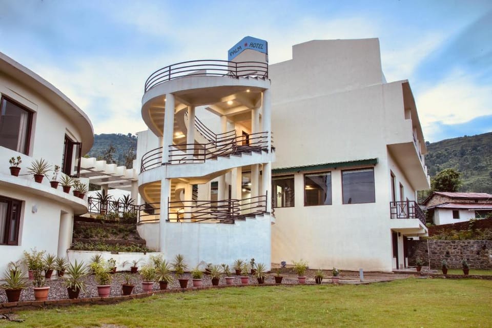 The Palm Hotel Hotel in Uttarakhand