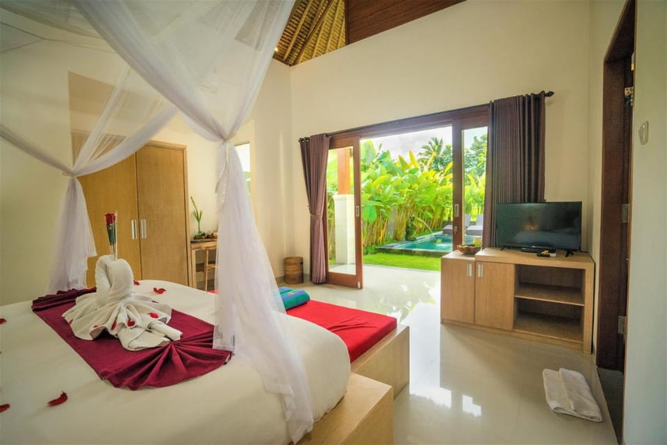 Three Gold Luxury Private Villas Villa in Tampaksiring