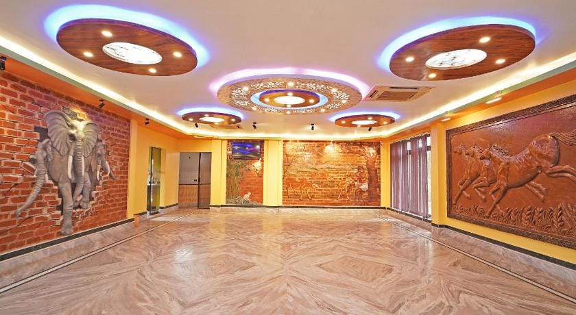 Whispering Woods Inn Hotel in West Bengal