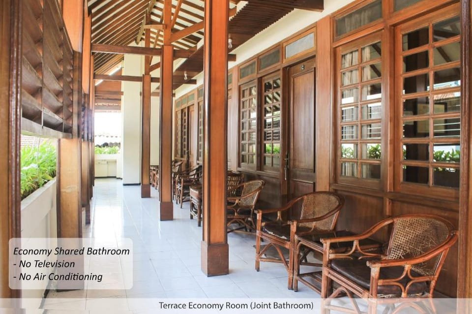 Duta Cabin Hotel in Yogyakarta