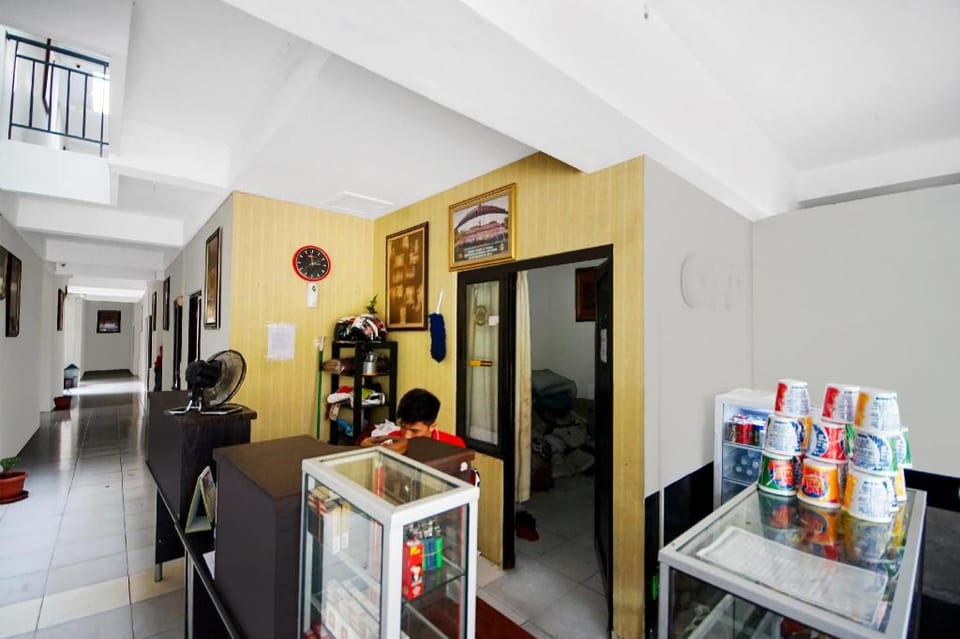 Hotel O Ilir Barar I Near Rumah Sakit Islam Siti Khadijah Formerly Maleo Hotel Hotel in Indonesia