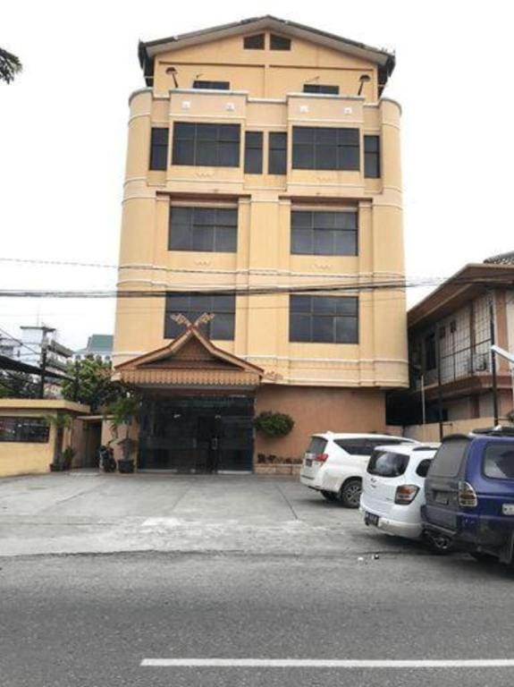 Sabrina Hotel Sisingamangaraja Hotel in West Sumatra, Indonesia