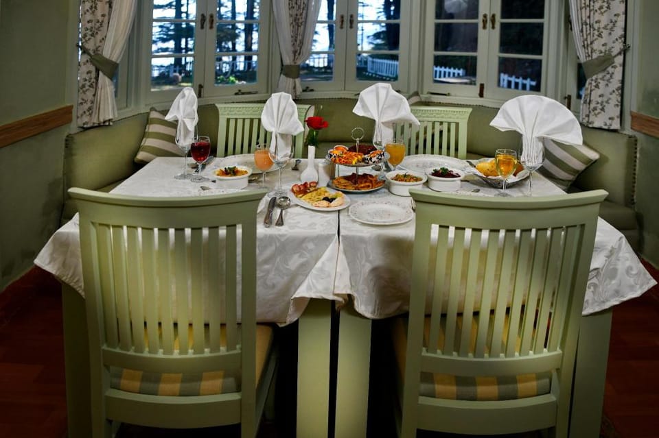 Brij Villa, Dalhousie - A Colonial Luxury Retreat Hotel in Himachal Pradesh