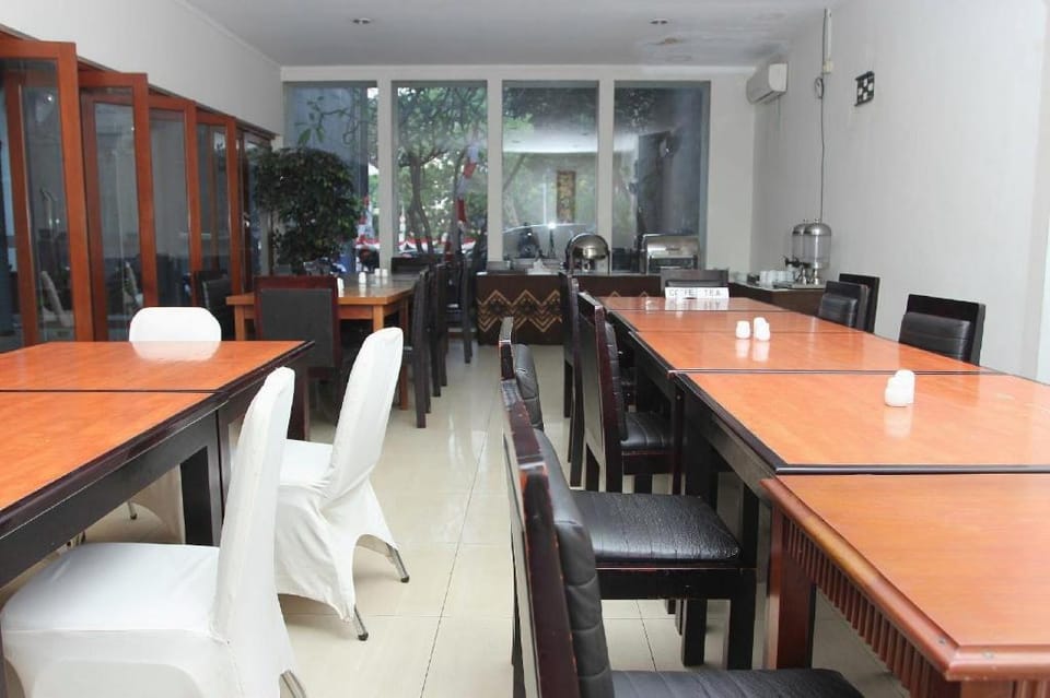N Hotel Harmoni Jakarta Hotel in Jakarta