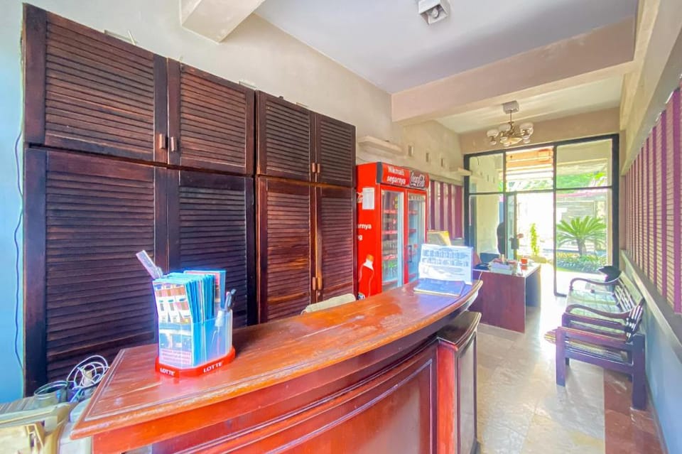 Tobana House Bintaro RedPartner Bed and Breakfast in South Jakarta City