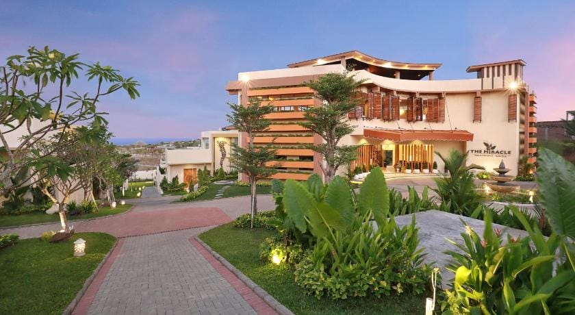 The Miracle Nusa Dua Villa in Kuta Selatan
