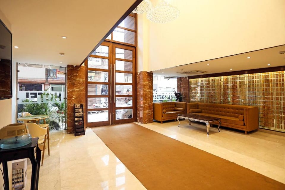 Capital O 8236 The Kailash Dev Hotel Hotel in Delhi