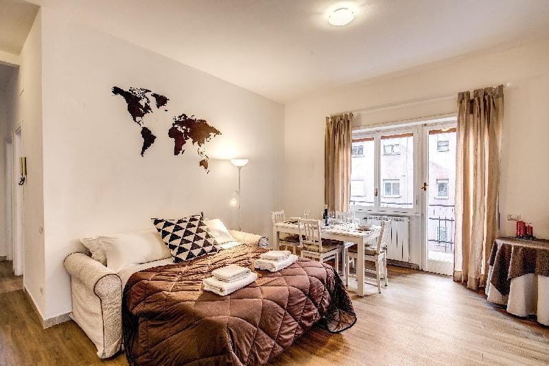 Qflat Aura Paradise Vatican Apartment in Rome
