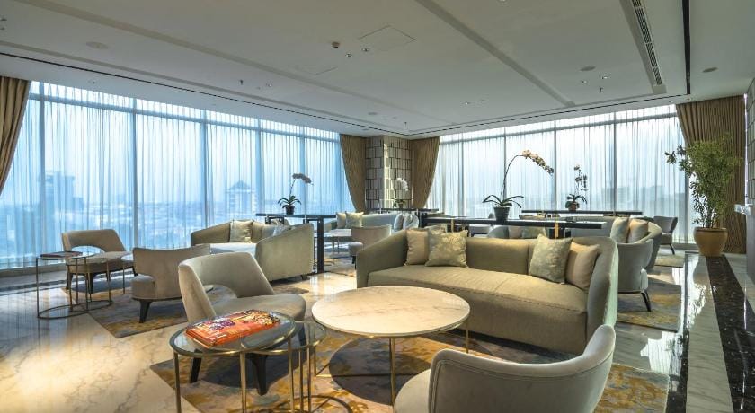 Oakwood Hotel & Residence Surabaya Apartment hotel in Surabaya