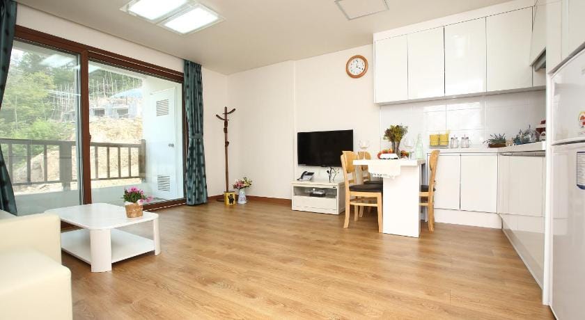 Damyang Meta Provence Pension Bed and Breakfast in South Korea