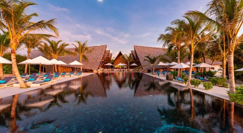 Kuredhivaru Resort & Spa Maldives Resort in Maldives