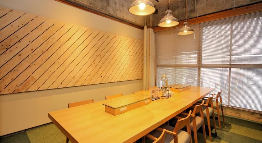 TRAVEL&BOOK HOTEL HULATONCABIN TAKAMATSU Hostel in Japan
