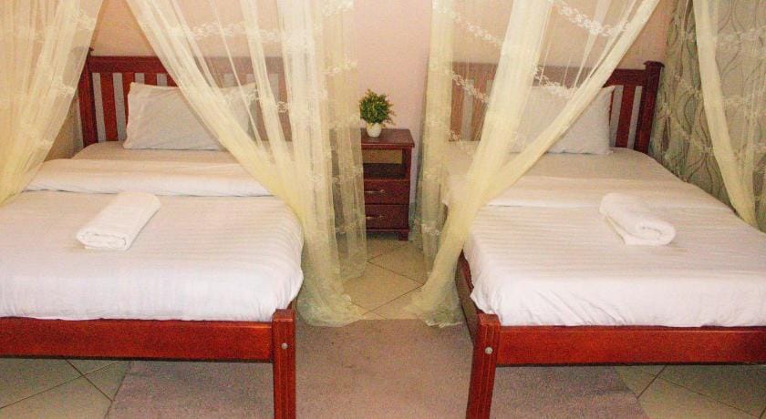 Lake Breeze House Vacation rental in Kampala