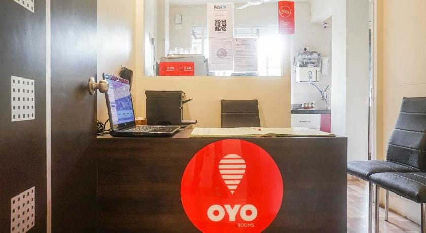 Super Hotel O River View Near Shaniwar Wada Hotel in Pune