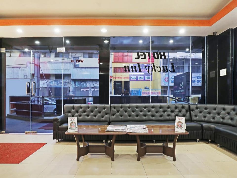 Flagship Majestic Near Lalbagh Botanical Garden Hotel in Bengaluru