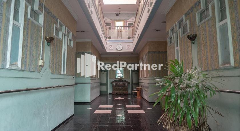Akur Hotel Malioboro Mitra RedDoorz Hotel in Yogyakarta