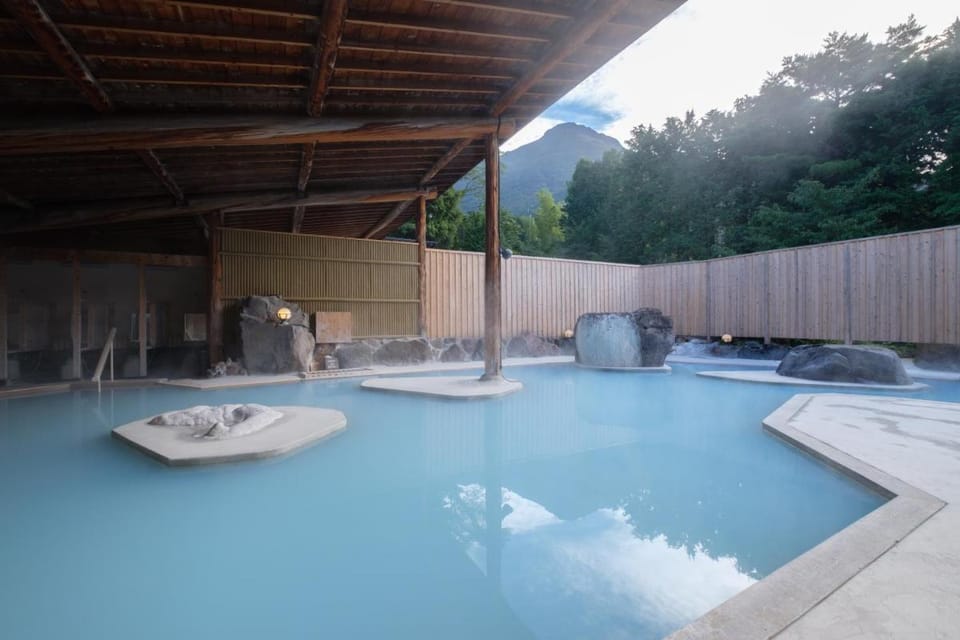 Yufuin Onsen Tsukanoma Ryokan in Japan