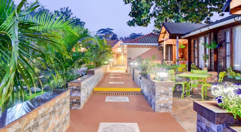 Treebo Premium Blue Mountain Country Club And Resort Hotel in West Bengal