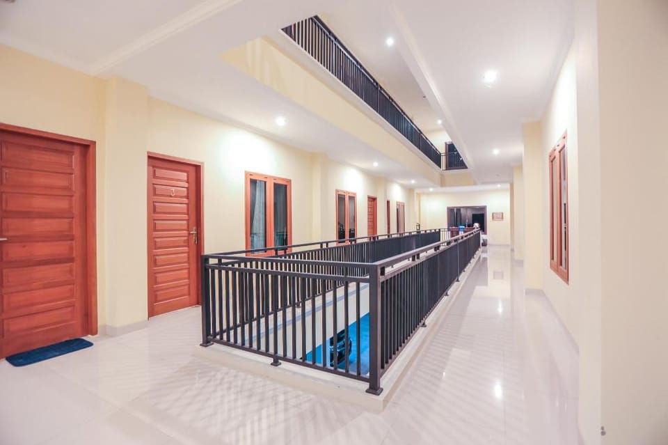 Capital O 133 Griya Ciaji Hotel in South Jakarta City