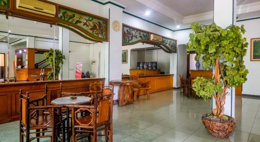 RedDoorz near XT Square Yogyakarta Hotel in Yogyakarta