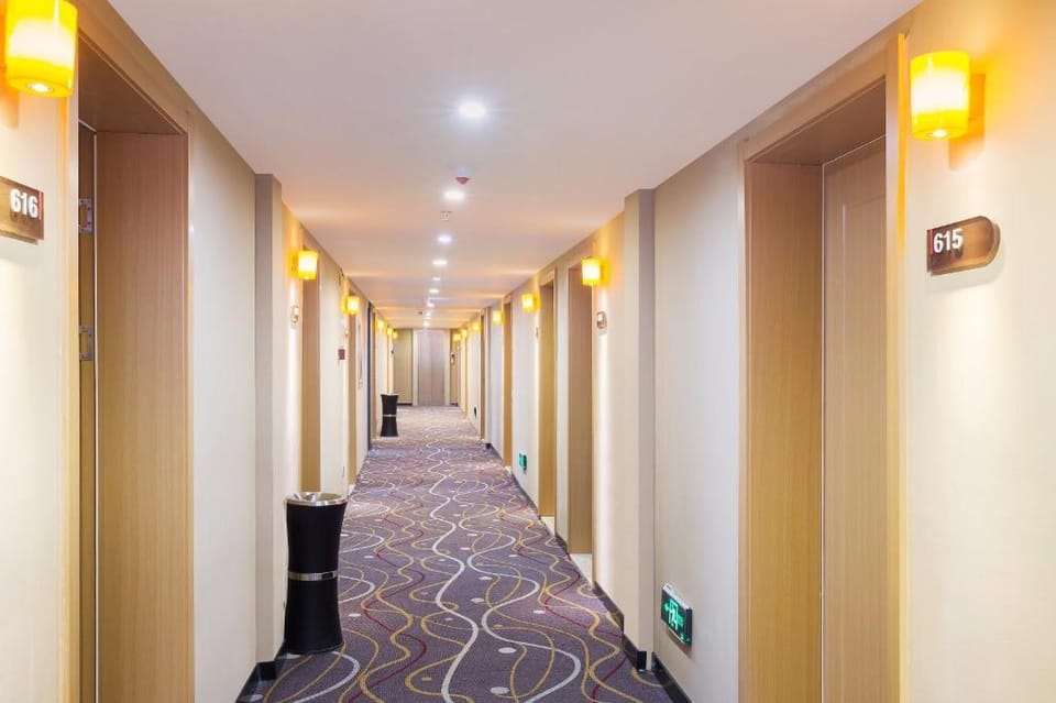 7Days Premium Hangzhou West Lake Duanqiao Zheda Hotel in Hangzhou