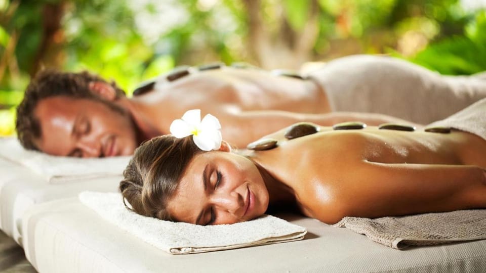 Ocean Terrace Suite And Spa Luxury Resort in Nusapenida