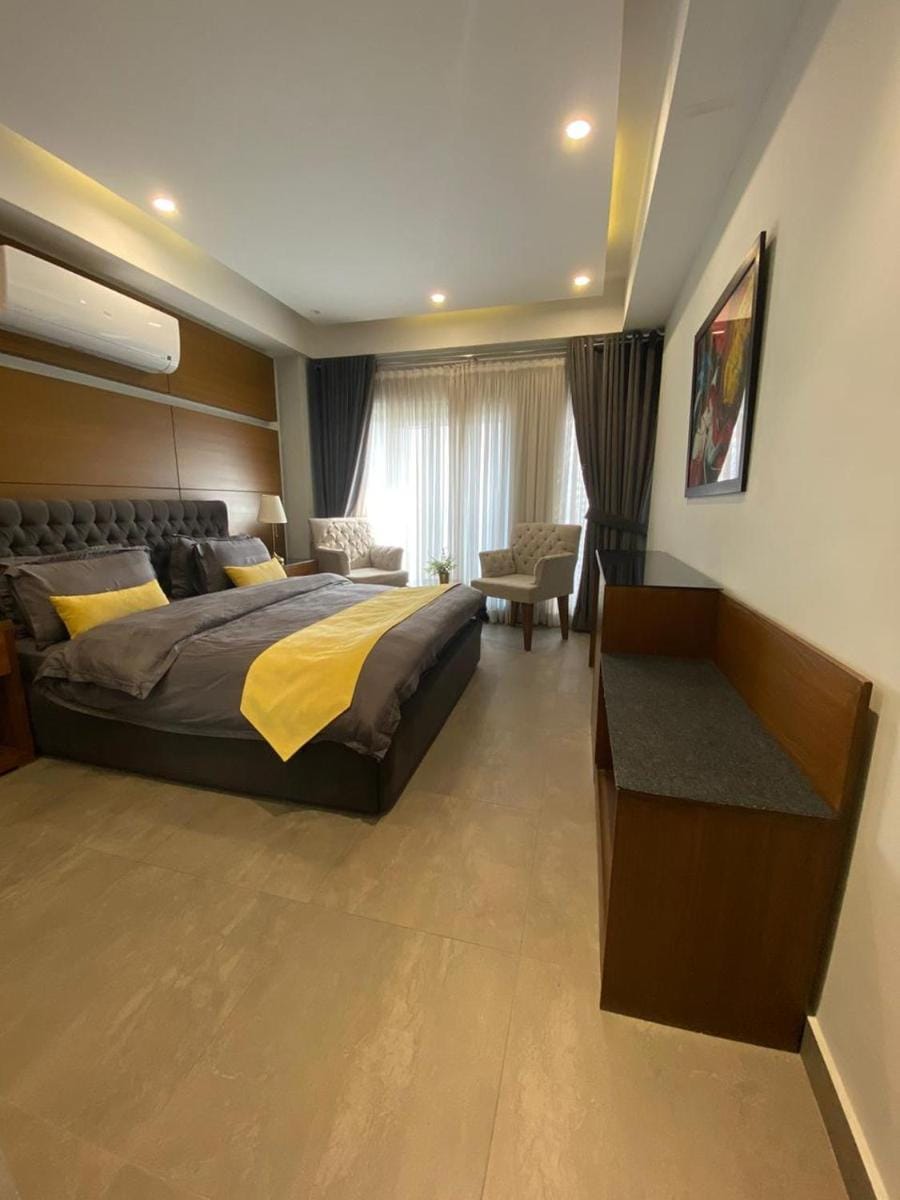 SPACE Luxury Rental Suites Apartment hotel in Islamabad Capital Territory