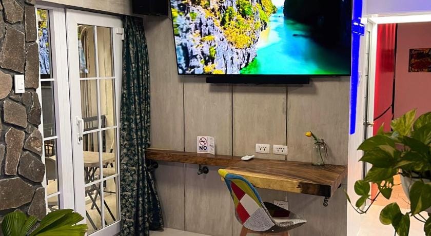 ClockWorkOrange Luxury Suites Apartment in Lapu-Lapu City
