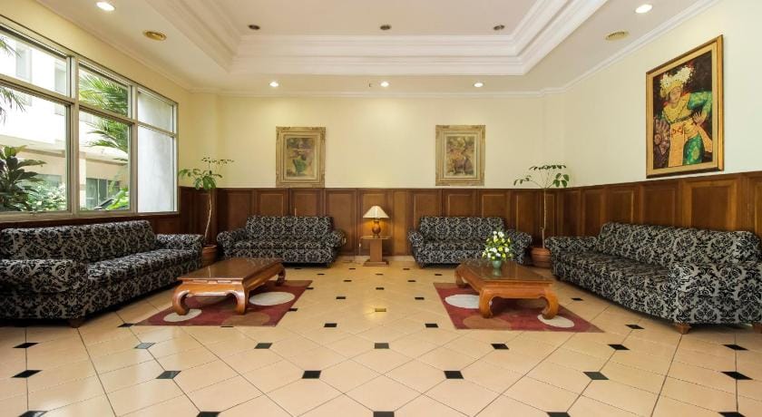 RedDoorz Plus @ Pitagiri GBK Senayan Bed and Breakfast in South Jakarta City