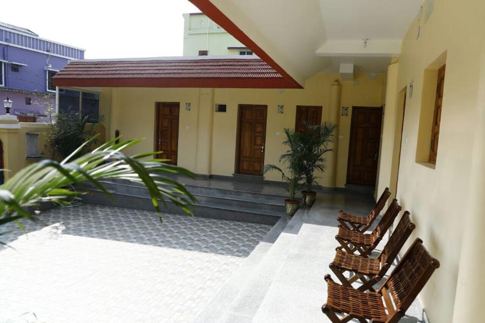 Nest Guest House Bed and Breakfast in Bhubaneswar