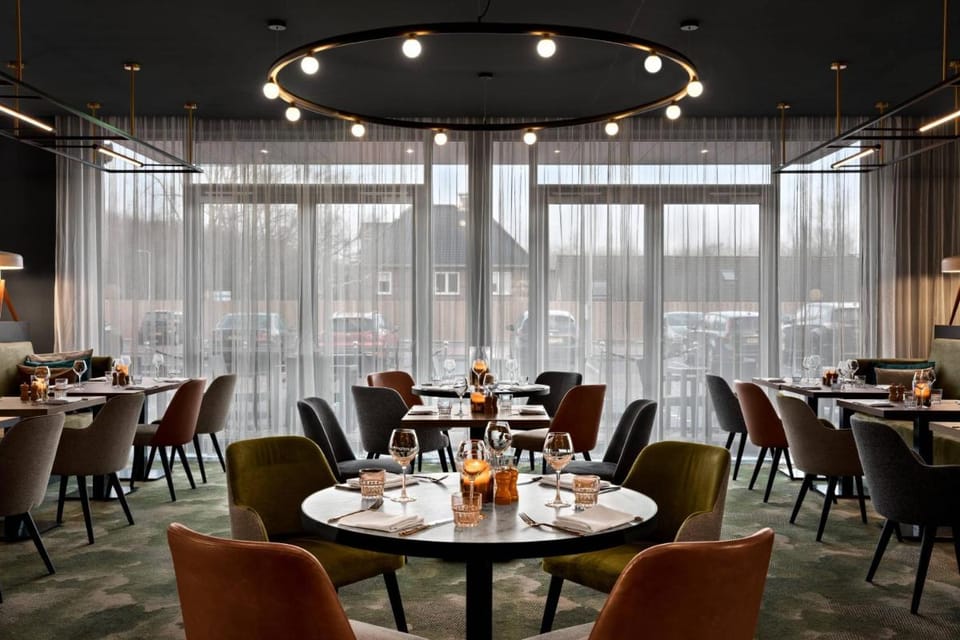 Renaissance by Marriott Amsterdam Schiphol Airport Hotel Hotel in Amstelveen