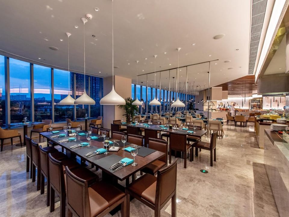 Le Meridien Hangzhou Binjiang Hotel in Hangzhou