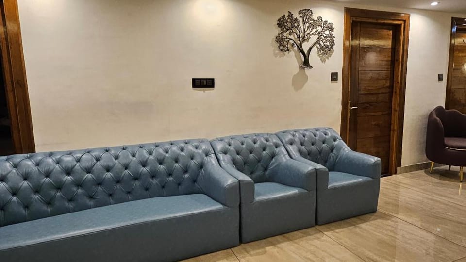 Shimla Royale Hotel in Shimla