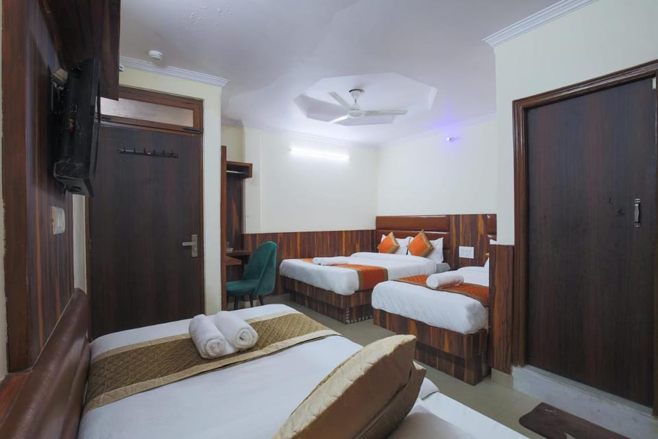 Hotel Sweet Home DX I Nearby New Delhi Railway Station Hotel in New Delhi
