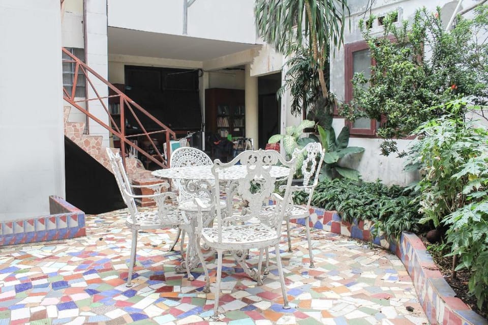 OYO 146 Menteng Residence Near Kementerian Perencanaan Pembangunan Nasional/Badan Perencanaan Pemban Hotel in Jakarta