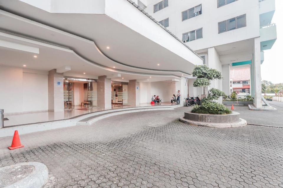 Flagship 210 Amethyst Kemayoran Hotel in Jakarta