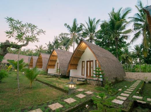 Lempeh Jungle Cottage & Restaurant Hotel in Nusapenida