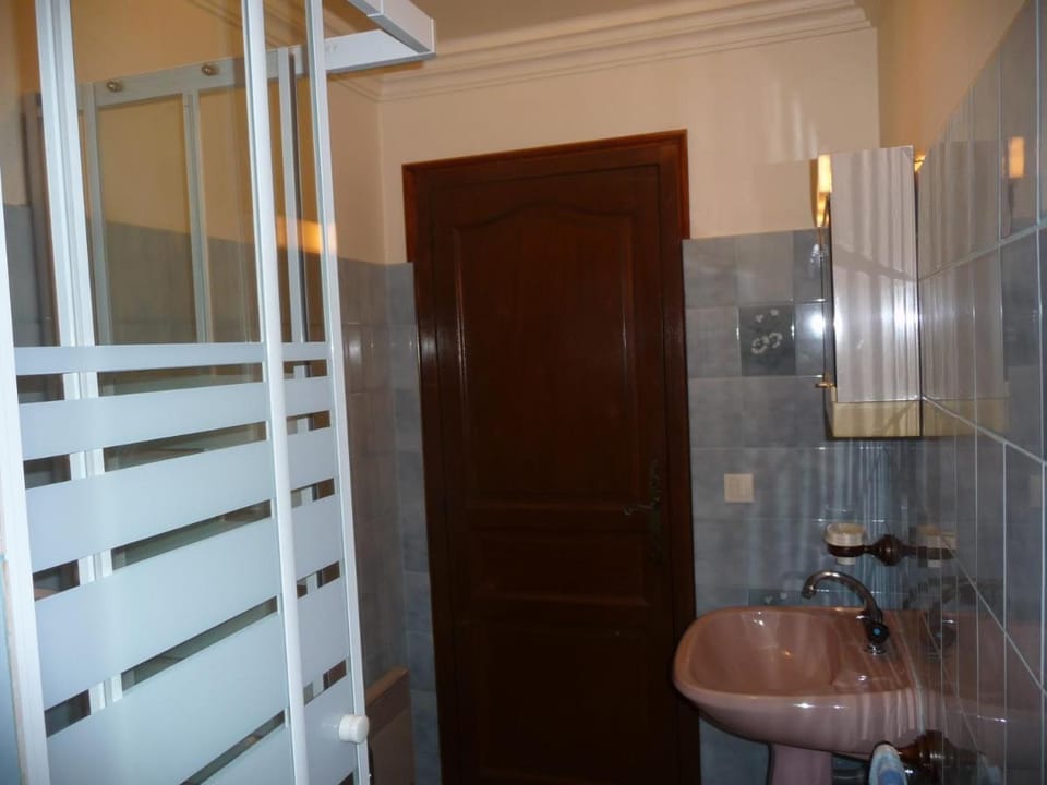 Charming Apartment with Private Entrance in Vidauban Apartment in Vidauban