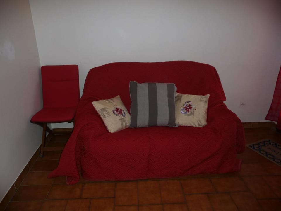 Charming Apartment with Private Entrance in Vidauban Apartment in Vidauban