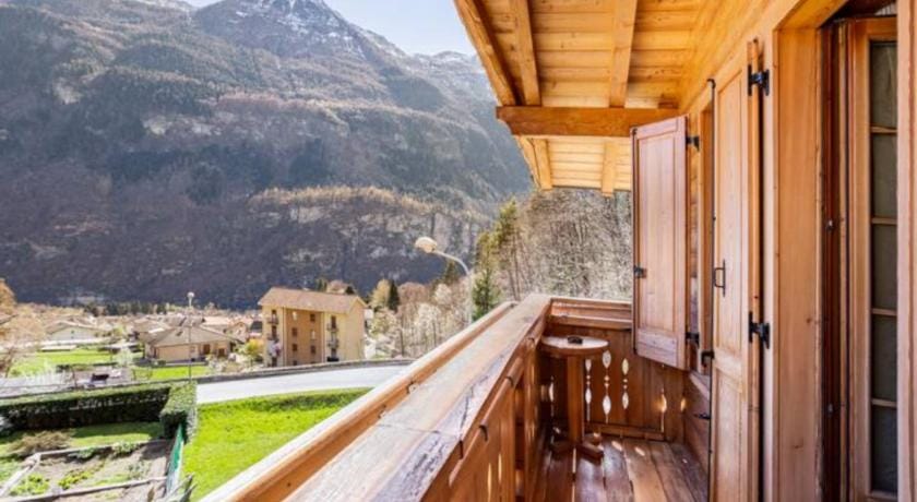 B&B Chalet Il Picchio Bed and Breakfast in Canton of Valais